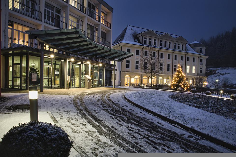 Comment trouver un hébergement à proximité de la station de Plaine-Joux?